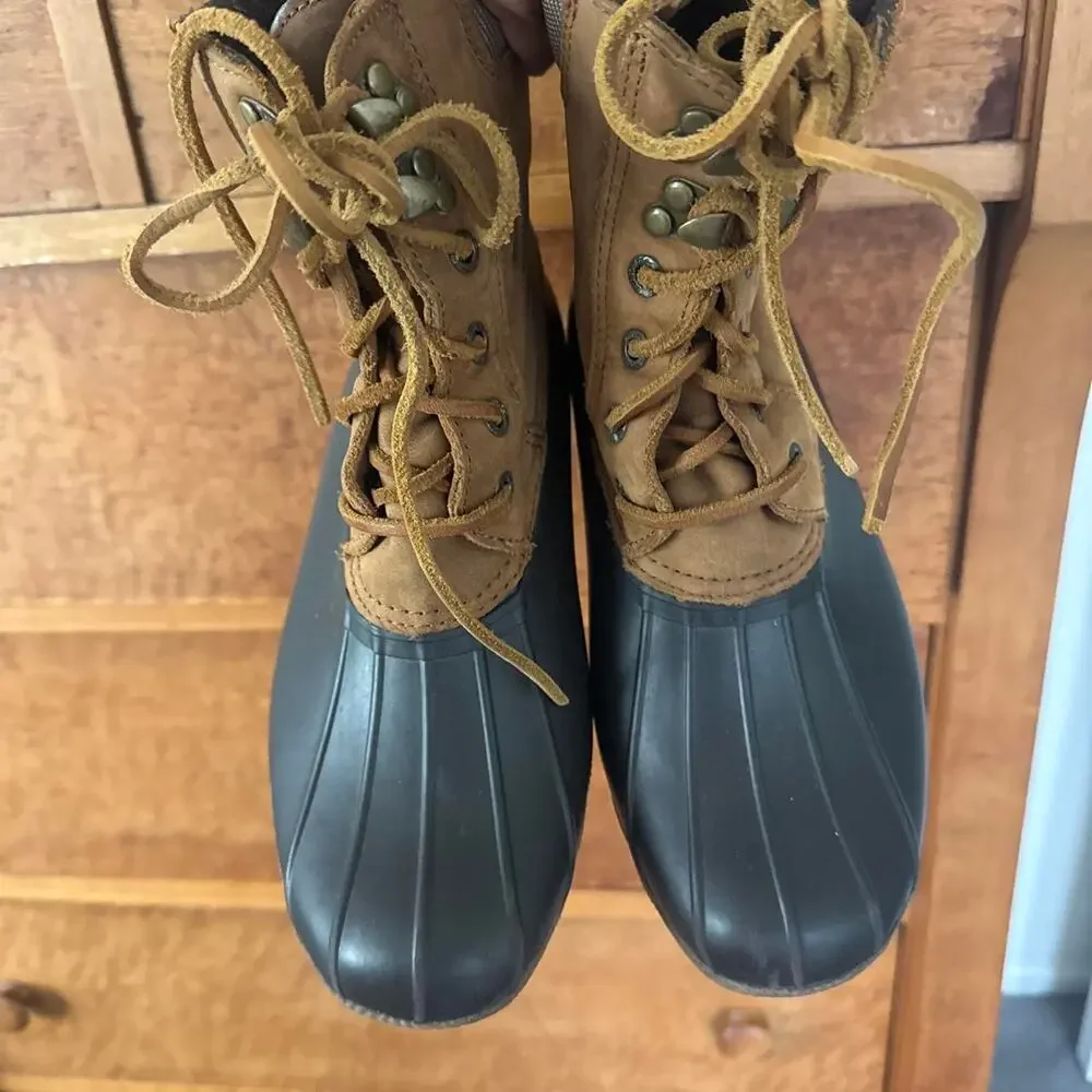 Brown tan leather lace up